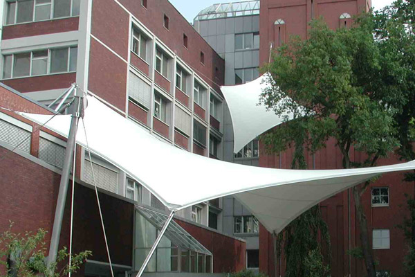 成都膜結構建筑的預加工：高效、精準、綠色之路