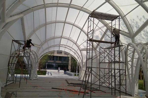 成都膜結構建筑的優(yōu)勢有哪些？