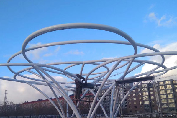 成都異形鋼結(jié)構(gòu)的搭建要素：創(chuàng)新設(shè)計，構(gòu)筑未來建筑之美