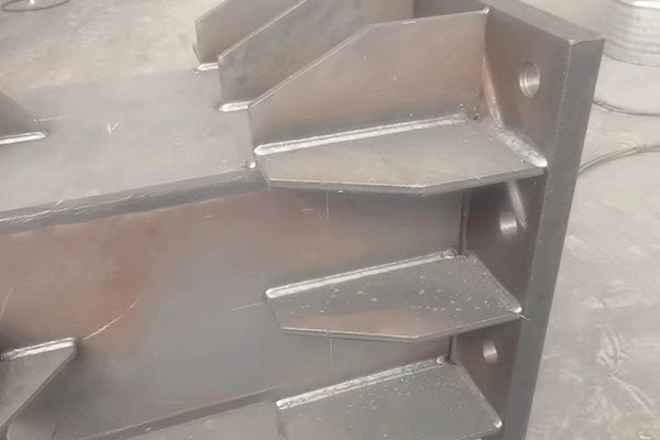 成都異形鋼結(jié)構(gòu)加工廠(chǎng)房